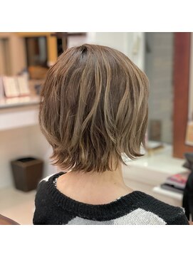 ミングルクラーロヘアー(MINGLE CLARO hair) レイヤーボブ