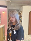 レイヤーカット×ホワイト系カラー♪