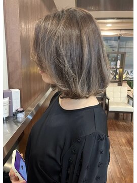 ダアッカ(da acca) グレージュボブ