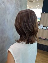シキ(SIKI)&nbsp;ハイライト/2.30代女性/白髪ぼかし/ハイライトカラー/ミディアム