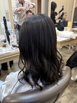 アルターリール(aL ter Rire) メルティカラー/フェミニンロング/似合わせカット/杉田花乃