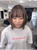 ハイライトカラーミルクティーベージュレイヤーカット
