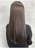 黒髪クラゲヘアーオリーブグレー小顔ココアベージュ