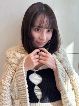 ユーフォリア 青山(Euphoria) 柔らか質感 ミディアム 透明感カラー 2wayバング