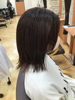 ヒラトヤ 肴町店 外ハネ小顔ひし形こなれミディミディアムレイヤー