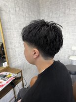 ユーエヌ(Un) テーパーフェードショート