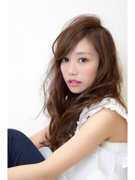 ハリス(Harris) ワンサイドショート/ボブ/ブランジュ/ダブルバンク 表参道/青山