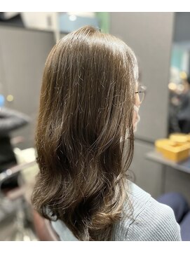 ハール ヘア スタジオ(haar HAIR STUDIO) ベージュカラー オリーブベージュ グローバルトリートメント