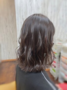 リスキーズ(RISKY'S) 外ハネ/ミディアム