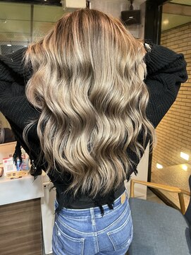 ラフ(LAFF) #黒髪#ボブルフ#ネビージュ#小顔#ワンレン