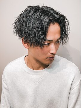 ルースト 渋谷店(ROOST) センターパート/ツイストスパイラル