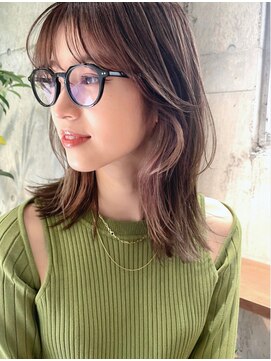 サイン 渋谷(SIGN) レイヤーカットインナーカラーイヤリングカラー色落ち綺麗表参道