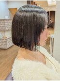 切りっぱなしボブ