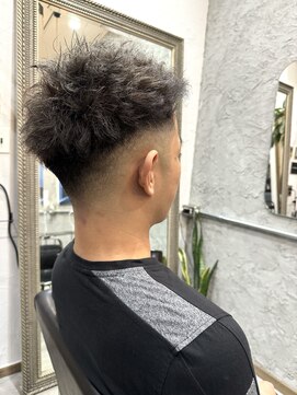 エン(en) ハイトーン×ツイストパーマ