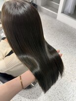 ルモ(Lumo)&nbsp;【MIHO】オリーブグレージュ×ミディアム