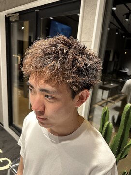 ジールクス 笠懸店(G LUX) ダウンバングスパイキーパーマ