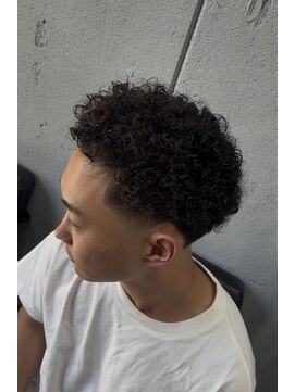 バーバーショップライズ 2nd(barber shop RAIzE) ロッドカーリーアフロ