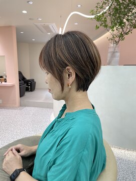 レト 浦和(leto) マッシュショート/レイヤーボブ/大人ショート/ウェーブヘア