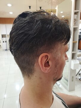 レイフィールド 滝の水店 30代40代50代メンズショート