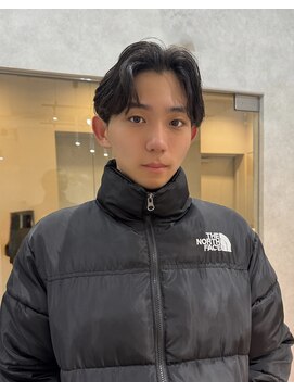 ジーナ 札幌(Zina) 毛流れセンターパート