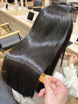 ジーナ 福岡藤崎(Zina) 《艶髪》美髪縮毛矯正