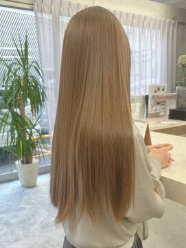 アロ 大阪梅田(alo) 【苗代萌】ヘーゼルベージュ