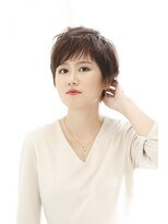 月のヒ スタイリッシュショート