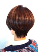 女性らしいショートスタイル
