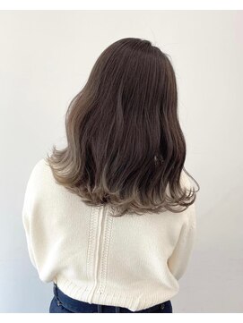 アンブルリュクス 中野(amble luxe) すそカラー/グラデーションカラー/イルミナカラー/ブリーチ/中野