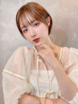 トルネード(TORNADO) シルキーベージュ 大人マッシュショート 斜めバングt810