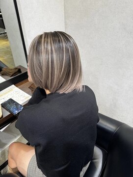 メリー オオサカ(Merly Osaka) どの角度からも可愛いバレイヤージュ！_contrast greige_