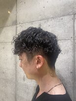 フタバ 強めの波巻きツイストスパイラルパーマ