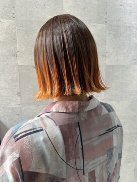 トムキャット(TOM CAT) 夏カラー　ケアブリーチ　グラデーションカラー　オレンジ