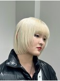 ホワイトブロンド/レイヤーボブ/抜きっぱなし/池袋