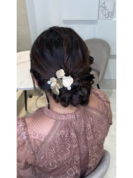 ミルクティー(Milk TEA) シニヨン！！