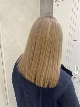 エヌ 大阪梅田店(enu) 【大阪梅田】ミルクティーベージュ