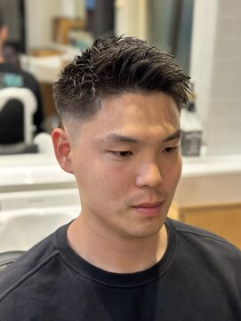 ゼロスバーバー(0's BARBER SHOP) ショートメンズ/フェード/バーバースタイル/ビジネス爽やか