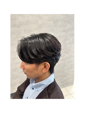 アース 二俣川店(HAIR&MAKE EARTH) 毛流れ重視のカルマパーマ【二俣川】