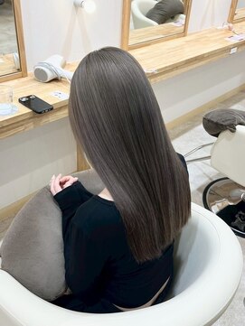 ポイントファイブバイソレイユ 豊橋駅前大通店(.5 by SOLEIL) グレーアッシュ