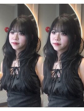 ジゼル(GiseL) レイヤーカット　韓国風　ブラックカラー