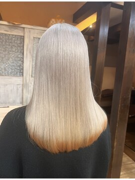 モアムー(Moremuu) 【りえ】裾カラー