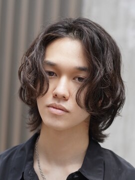 フィフス トウキョウ (fifth TOKYO) 渋谷ツイストスパイラルパーマメンズミディアムカットメンズボブ