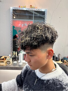 刈部倶楽舞 メッシュスペインカール