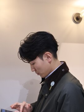 シーンバイラッド ヘルム(SCENE by RAD helm) フェザーパーマ