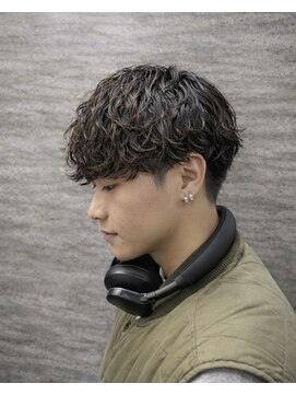 ローグ(ROGUE) ツイストスパイラルパーマツイスパメンズパーマツイスパ横浜