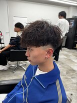 ハイセンス セカンド(HISENSE second) Vマッシュ×バロックパーマ 【KOUNA】