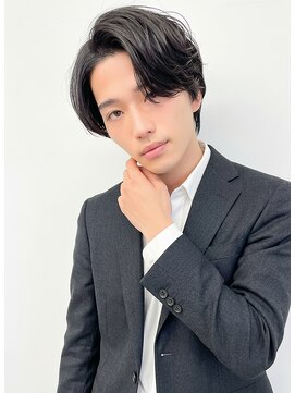 ヨシザワインク プレミアム 横浜 桜木町店(YOSHIZAWA Inc. PREMIUM) ビジネスマン毛流れダウンパーマアップバング爽やかショート黒髪