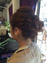 エフ アヴェダ 木の葉モール橋本(F AVEDA) カジュアルに編み込みアップ