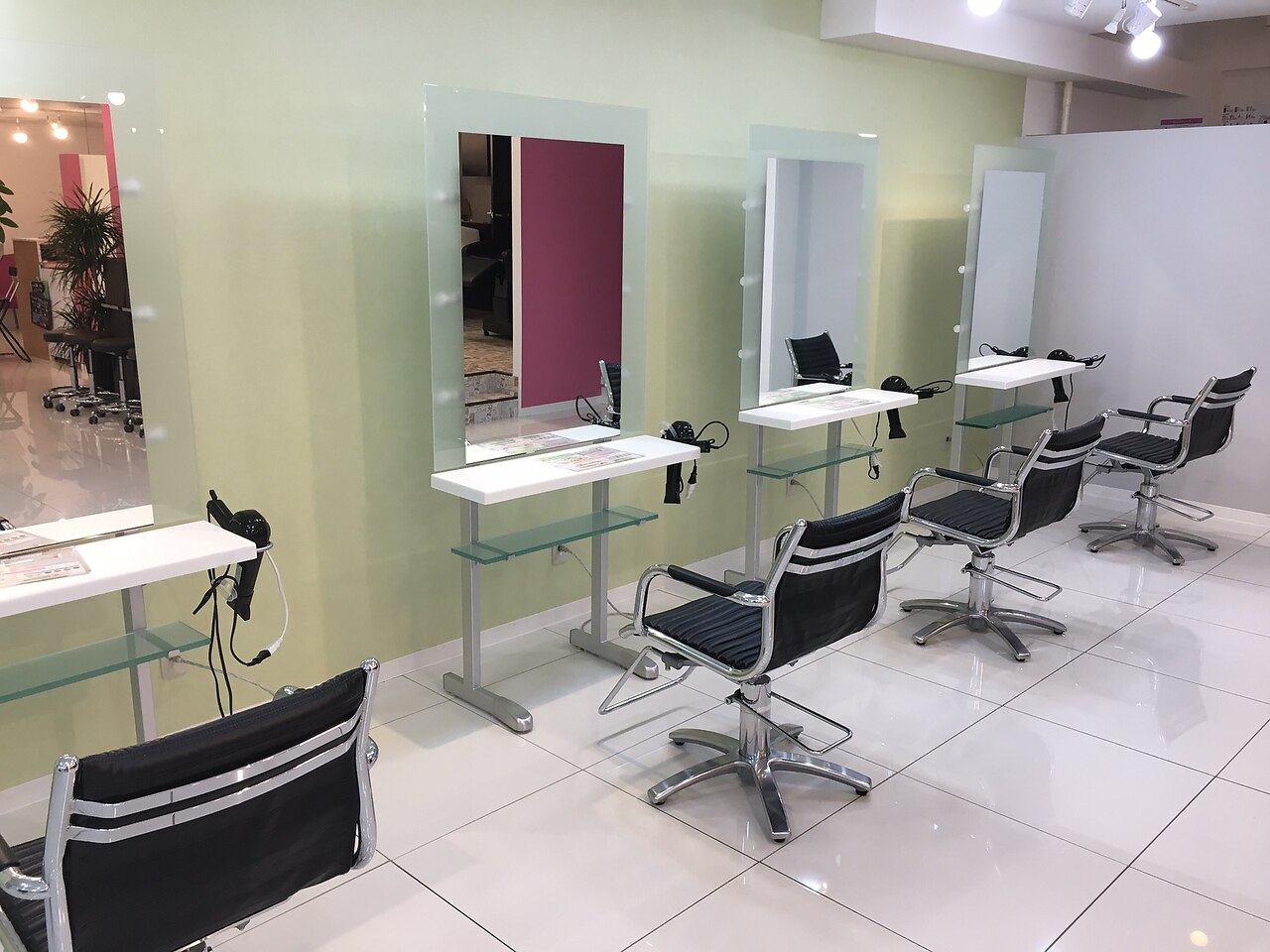 ヘアサロン ミラー 八王子店(MIRROR)｜ホットペッパービューティー