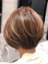 カミノア 銀座店(CAMINOIA)&nbsp;30代40代美シルエット大人ショート　脱白髪染めハイライトカラー